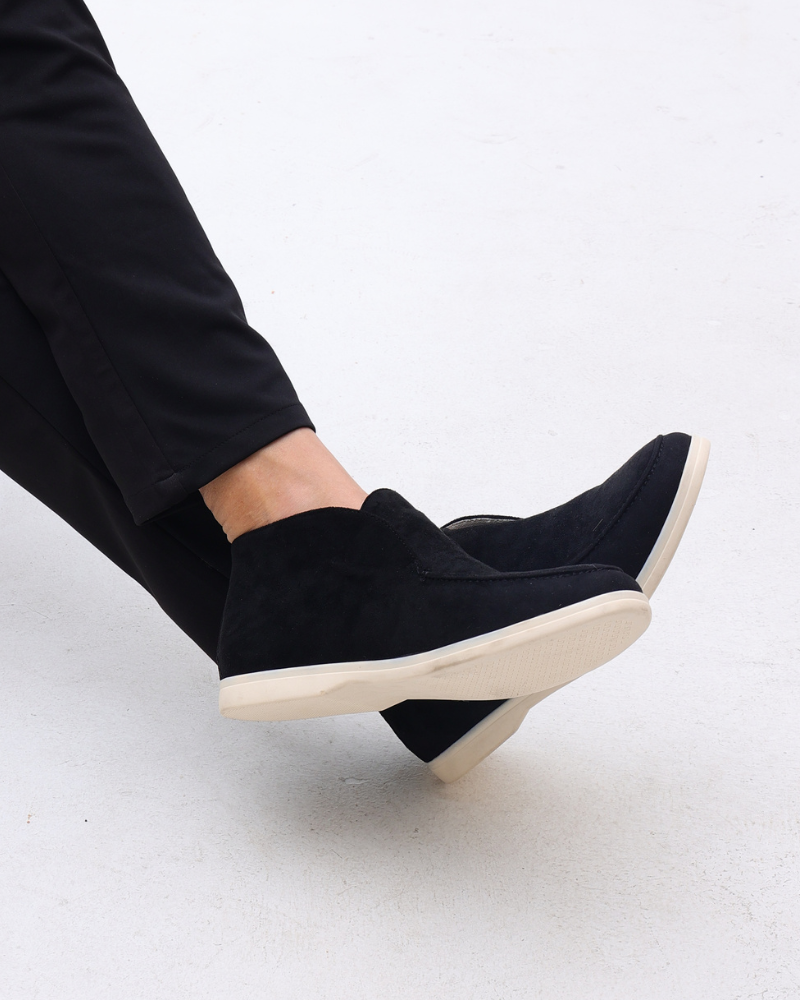 Mocassins de camurça de cano alto