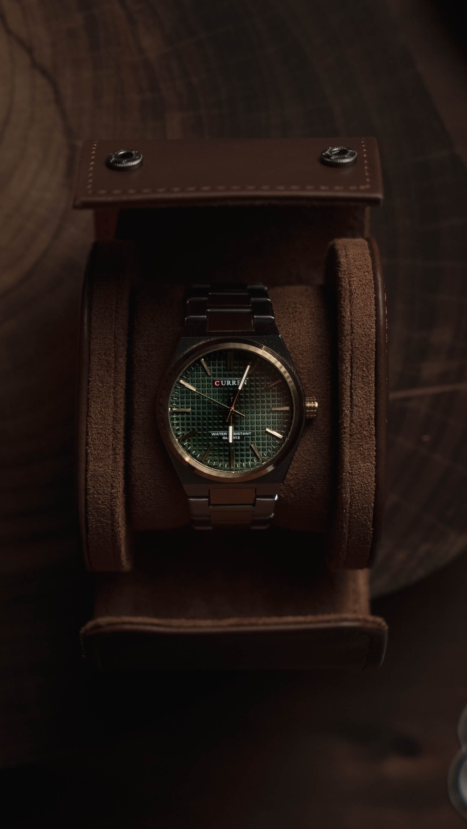 Watch Poedagar Curren Nikiam